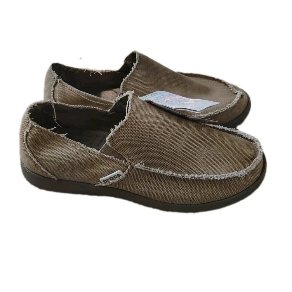 NWT Crocs Santa Cruz Slip On Canvas Loafers Men Size 11 Tan Khaki Frayed